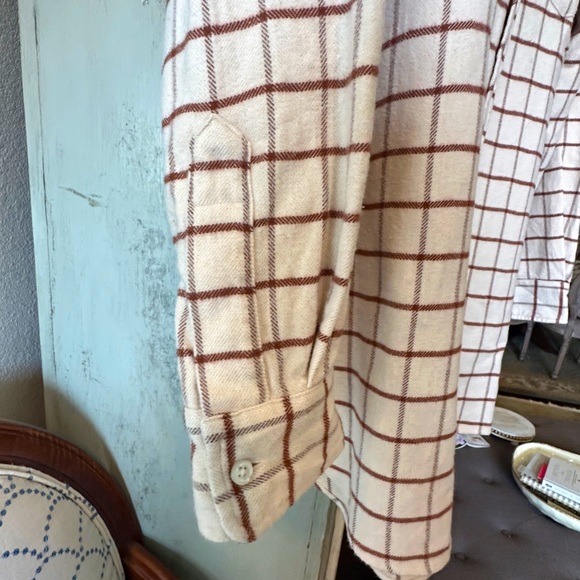 Frank and Eileen Boyfriend Button-Up Shirt Italian Flannel - Picture 3 of 6